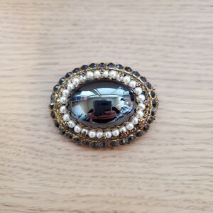 Vintage Gray Oval Brooch